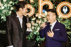 Hoài Lâm diễn tả quà fan tặng khiến Bạch Công Khanh cười như 'được mùa'