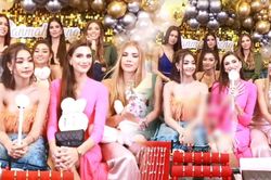 Netizen ngán ngẩm khi Top 10 Miss Grand livestream... bán vàng: Hoa hậu cười trừ vì không hiểu tiếng Thái