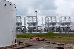 Giá dầu, khí đốt sẽ tiếp tục hạ nhiệt?