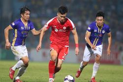Đánh bại Viettel, Hà Nội FC chạm một tay vào chức vô địch
