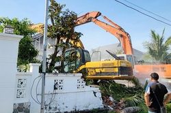 Bắt đầu cưỡng chế 2 trong số 79 căn biệt thự trái phép tại Phú Quốc