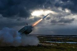Hệ thống phòng không NASAMS Ukraine bắn hạ máy bay Nga ngay khi vừa tham chiến?