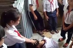 Bạo lực học đường từ không gian mạng
