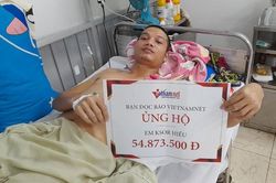 Trao gần 55 triệu đồng đến em Ksor Hiếu bị tai nạn giao thông