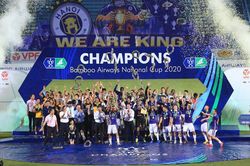 Ban tổ chức chuẩn bị các kịch bản trao cúp cho nhà vô địch V-League