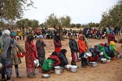 Syria: Giá thực phẩm tăng gần 800%, số trẻ em thiếu ăn tăng mạnh