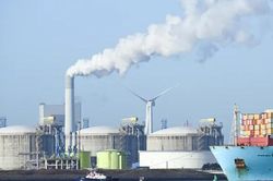 EU cáo buộc nhà sản xuất LNG của Mỹ 'trục lợi', Washington phản ứng