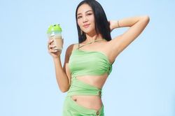 Thấy gì từ hành trình quản lý vóc dáng của Trung Quân Idol và Văn Mai Hương?