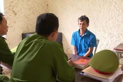 Khởi tố, bắt giam đối tượng giao cấu với bé gái 14 tuổi rồi bỏ trốn