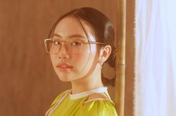 Phương Mỹ Chi khiến khán giả 'sợ' dù chỉ ngồi hát trong MV mới