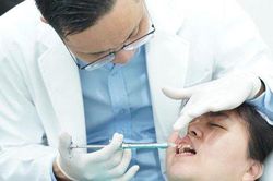 Nguy cơ biến chứng thai kỳ từ vấn đề răng miệng