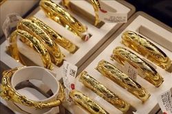 Vàng giao dịch ổn định
