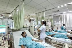 Hàng chục máy lọc máu ở Bệnh viện Bà Rịa hư hỏng, bệnh nhân than trời