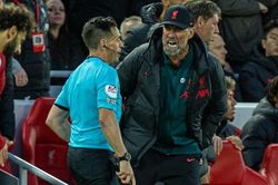 Klopp bị cấm chỉ đạo trước Southampton
