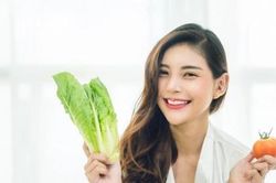Duy trì 6 thói quen để giữ làn da luôn căng mọng như tuổi đôi mươi