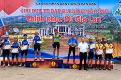 188 vận động viên tham gia Giải đua xe đạp địa hình chinh phục Pú Gia Lan, huyện Văn Bàn lần thứ I, năm 2022