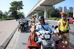 Cảnh sát giao thông mở đợt cao điểm đảm bảo trật tự an toàn giao thông vào dịp Tết