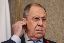Nga bác tin Ngoại trưởng Lavrov nhập viện ở Bali