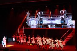GaLa Hat 2022: Bữa tiệc nghệ thuật đa màu sắc của học sinh trường Ams