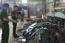 Phát hiện cơ sở tái chế hơn 100 tấn linh kiện, bo mạch điện tử