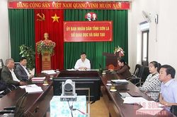 Cấp một số ấn phẩm báo, tạp chí vùng đồng bào DTTS và miền núi, vùng đặc biệt khó khăn