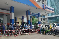 Tháo gỡ khó khăn, đảm bảo cung ứng xăng dầu trên địa bàn TP Hồ Chí Minh