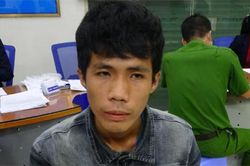 Bắt đối tượng dùng súng và bom giả cướp ngân hàng