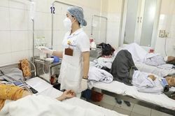 Số ca mắc sốt xuất huyết tiếp tục tăng mạnh