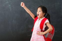 4 cách giúp con tự tin phát huy thế mạnh bản thân