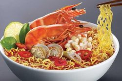 Ăn mì tôm làm thêm 1 bước: 'Tống khứ' chất béo, độc hại, không lo nóng trong, nổi mụn