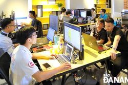Giải pháp chuyển đổi số cho doanh nghiệp sản xuất