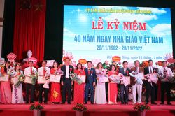 Điện Biên Đông kỷ niệm 40 năm ngày Nhà giáo Việt Nam