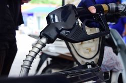 9 tháng không buôn bán xăng dầu, một thương nhân bị đề nghị rút giấy phép