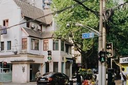 Giá nhà mới của Trung Quốc giảm mạnh nhất trong 7 năm khi 'tai ương' vẫn tiếp diễn