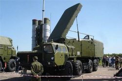Khoảnh khắc radar 'nắp đậy' Ukraine bị UAV tấn công