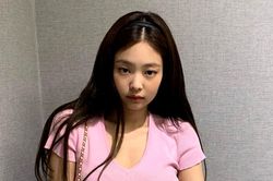 Jennie (BLACKPINK) sợ sẽ hối hận nếu không đóng phim 18+