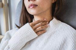 Hen suyễn mùa lạnh: Làm cách nào để quản lý triệu chứng tốt nhất?