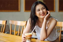 Bao giờ người Việt hết thích 'đi cà phê'?