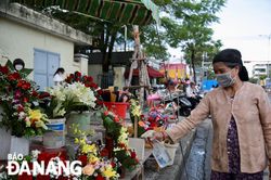 Đa dạng hoa tươi, quà tặng ngày Nhà giáo việt Nam 20-11