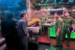 Hơn 300 cơ sở karaoke tại Hà Nội bị đình chỉ