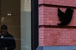 Hàng trăm nhân viên Twitter nghỉ việc sau tối hậu thư của Elon Musk?