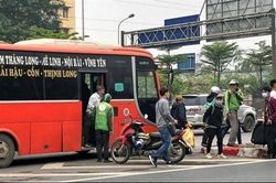 'Xe dù, bến cóc' tái diễn, Bộ GTVT đề nghị UBND tỉnh vào cuộc