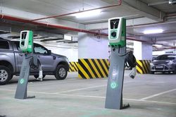 Đề xuất giá điện thấp cho khách hàng dùng xe điện