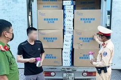 Công an Hà Nội phát hiện xe chở hàng không rõ nguồn gốc