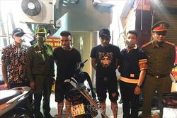 Liên tiếp bắt giữ các đối tượng mang theo hung khí, gây mất an ninh trật tự