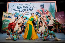 9X Hà Myo 'đánh lái' táo bạo với âm nhạc hiện đại và di sản hát Xoan