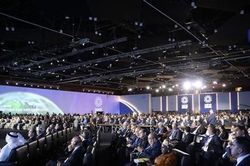 COP 27: Thông qua thỏa thuận lập quỹ bồi thường thiệt hại do khí hậu