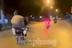 20 học sinh mang hung khí đi hỗn chiến bị bắt tại trận