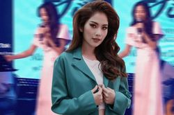 Đi hát vắng Nam Em, Nam Anh trả lời ra sao khi được gọi bằng danh xưng 'ca sĩ' trên sân khấu?