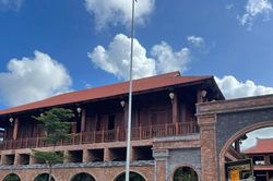 Quảng Ngãi cương quyết cưỡng chế phần biệt phủ xây trái phép trên đất lúa nếu không tháo dỡ